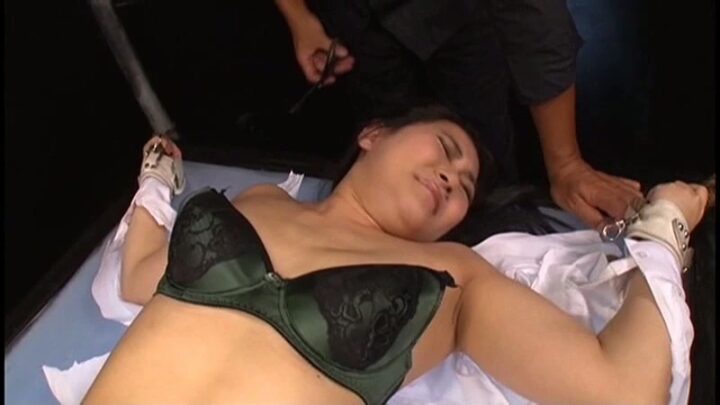 Screenshot 11 from DXMG-034 Etsukawa Ameri: The Moment She Admits She’s Enjoying It, Interrogation by a Sadistic Female Officer, Female Officer File 34… Baby Entertainment Costume Baba★za★ Babii