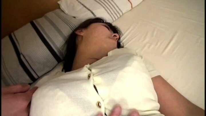 Screenshot 20 from EMBX-014 Murakami Ryouko: Real Rape Footage! The Camera Saw It All! Privately Walking with Her Husband, She’s Stalked and Raped by Criminals… Actress: Reina, Female Superior, Imprisonment, Restraint