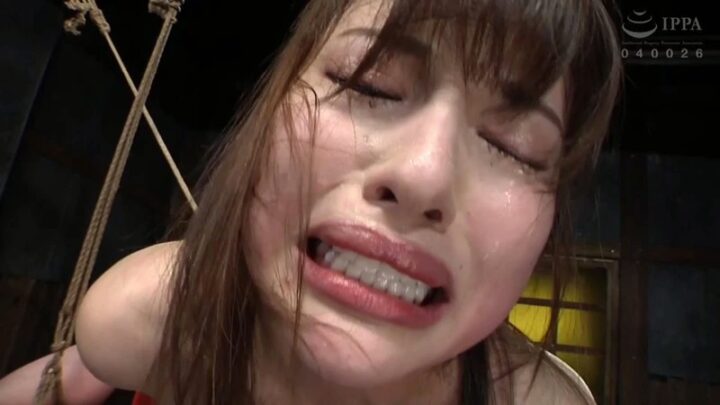 Screenshot 16 from GTJ-083 Mizuki Hayakawa Bondage Interrogation: Restrained in Gold TOHJIRO Label