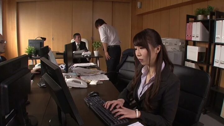 Screenshot 21 from NKT-005 真木山千寻：奇迹俱乐部17 - 折叠之爱，朋友的肚子