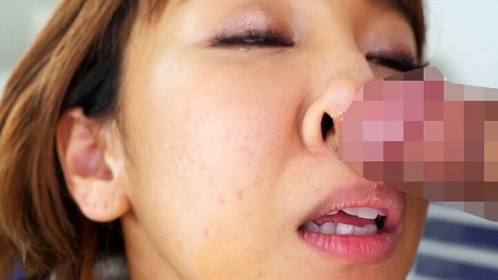 Screenshot 7 from DOKS-463 Akane Hikaru, Yumeno Misaki, Mogami Sayuki: The Perverted Girl Who Gets Excited by Smelly Thongs and Sniffs Them, Plus Other Fetishes, Shemale 130 Minutes Office K’S