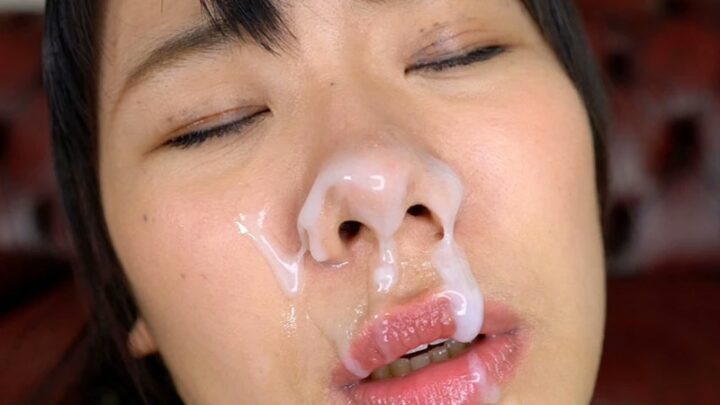 Screenshot 18 from DOKS-463 Akane Hikaru, Yumeno Misaki, Mogami Sayuki: The Perverted Girl Who Gets Excited by Smelly Thongs and Sniffs Them, Plus Other Fetishes, Shemale 130 Minutes Office K’S