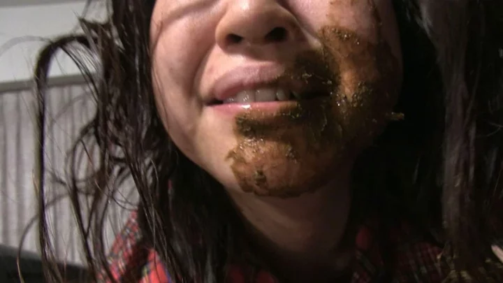 Screenshot 6 from VRXS-095 비정상적인 사랑 스카톨 드라마: 어머니와 딸의 금기된 열정, 레즈비언 스카트
