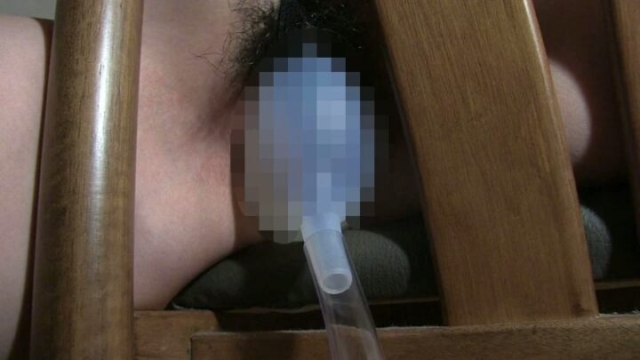 Screenshot 3 from VRXS-110 Shinkai: Forced Piss Drinking Facility V&R Piss Drinking Scat Room Ooshiro Kaede, Takikawa Reimi, Niiyama Kaho