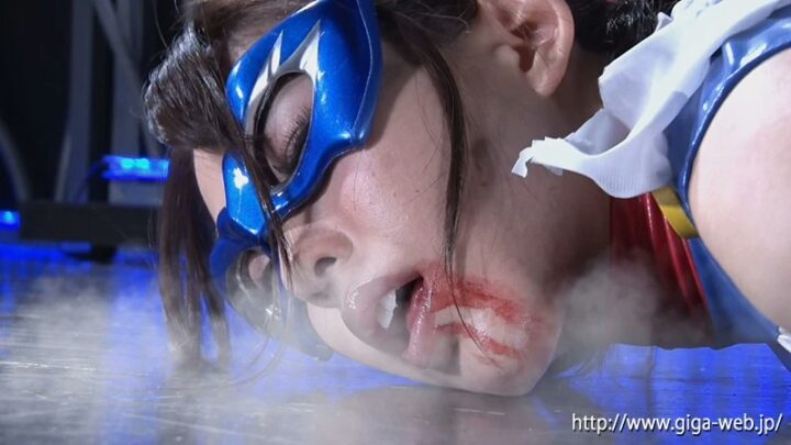 Screenshot 12 from GHKQ-81 Takahashi Rino: Beautiful Girl Hero’s Complete Destruction – Arrested, Interrogated, Cosplay, GIGA