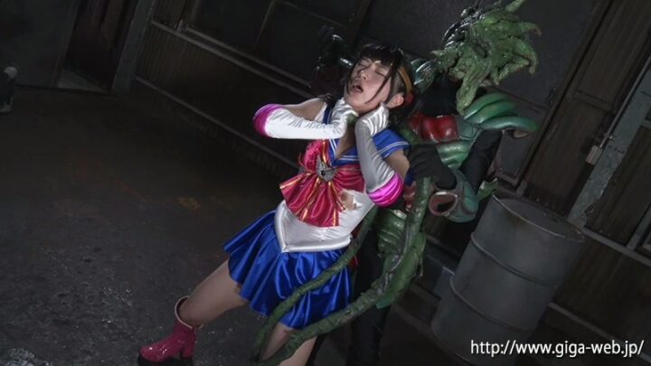 Screenshot 11 from GIGP-02 新来光爱音：女主角飞行地底 - 女性战士天上月美是一位美丽的女孩战士水手戴安娜 计划女主角 95分钟 穿衣服
