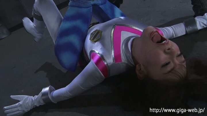 Screenshot 14 from TBB-86 Minami Amami Heroine Confession 86: Charge Nurse, Cosplay, Boots, Gigantic High Leg Mini Skirt