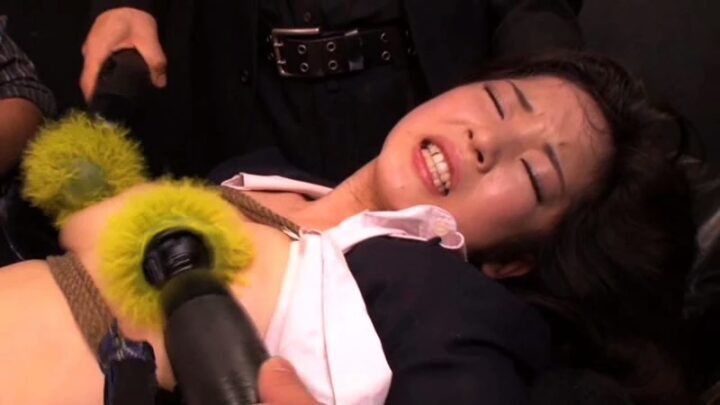Screenshot 15 from DXHK-007 Bondage End Heaven Seven's Reverse Super Juicy est la Danse de Torture Angélique Nue de Kuri Miki, Mariya Noguchi