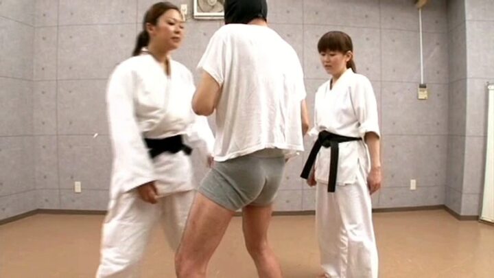 Screenshot 5 from NFDM-144 Tied Kick Gold: La Dominazione delle Arti Marziali Femminili
