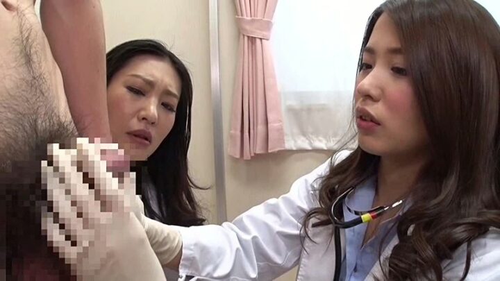 Screenshot 4 from NFDM-451 ~Le Souvenir Douleur de la Jeunesse~ L'Infirmière de l'École Senpai, Douche Dorée (M Masculin), Dominance Féminine, M Masculin, Costume, Femdom