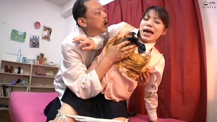 Screenshot 4 from BRM-026 Barómetro de Defecación: Lahaina Tōkai - Comiendo Heces