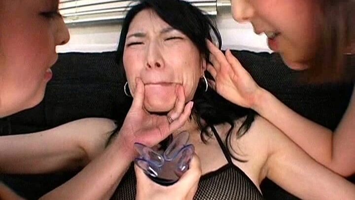 LHBR-002 一条りの、平松えりか S級女子による強制フェイスシッティング拷問 スラットレズビアンフェイスシッティング 105分 SM のスクリーンショット 11