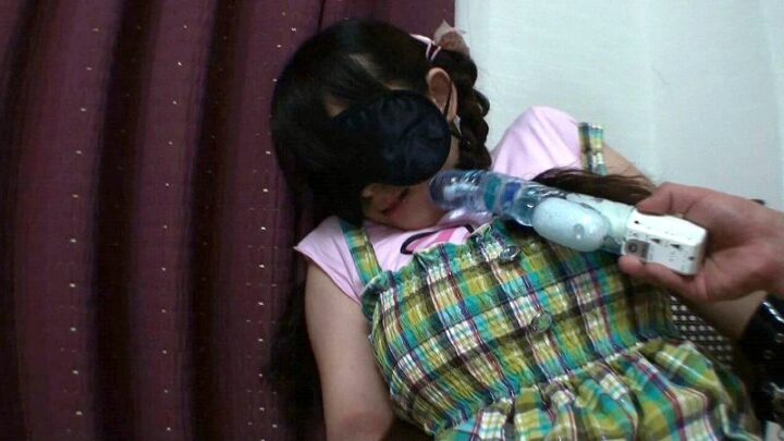 兄妹：近親相姦の執着 - メイドの訓練と入門、ネズミ小僧 (ジャンプ) のスクリーンショット 18