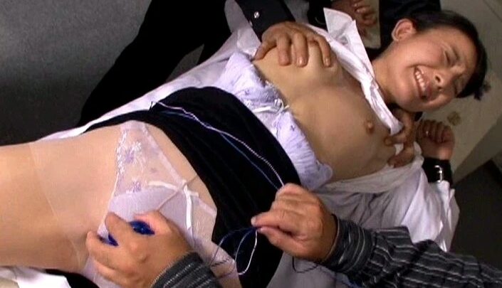 Screenshot 18 aus MAD-013 Brustige Krankenschwestern Squirting SM Folter: Krankenschwester S&M Frau Doktor