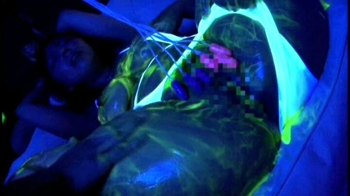 Screenshot 17 from MAD-102 Punizione della Moglie Proibita: Prigioniera 01, Murakami Rikako (Kuroki Naoki) Pianificazione dell'Allenamento al Squirting