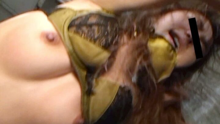 Screenshot 5 from ZRO-014 Rei: 隐藏的强奸，大学女孩强奸 2 名女学生 零业余