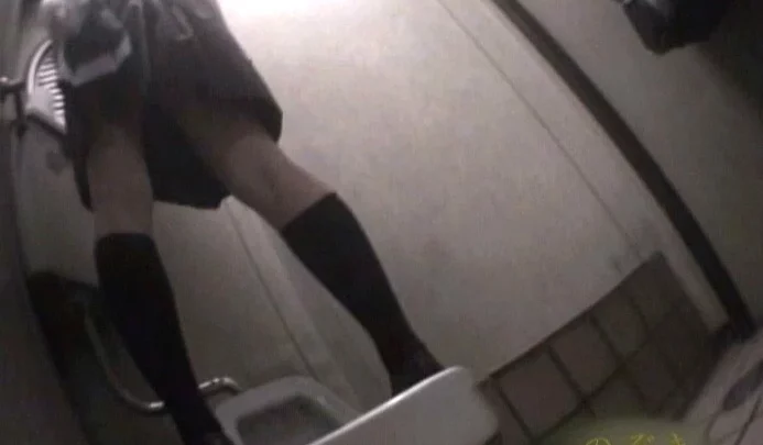 Screenshot 10 aus DJNT-01 Erotische Engel Brustexplosion Oopai Futago-chan: Voyeur Masturbation Große Brüste