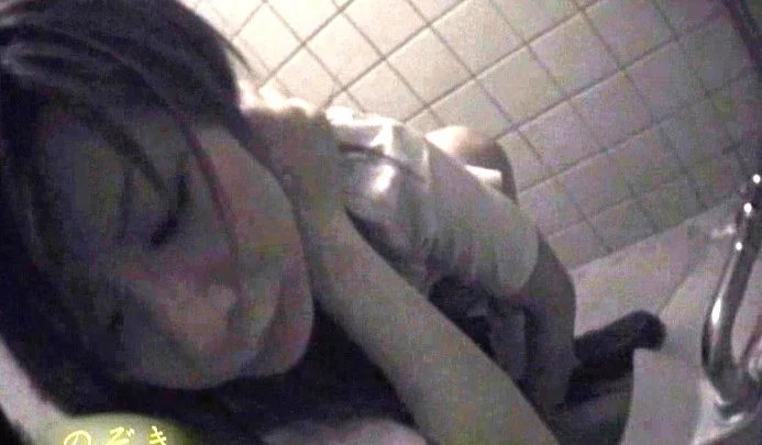 Screenshot 20 aus DJNT-01 Erotische Engel Brustexplosion Oopai Futago-chan: Voyeur Masturbation Große Brüste