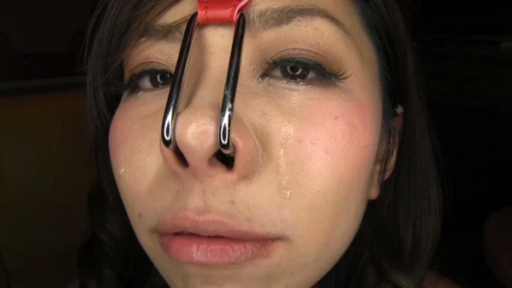 Screenshot 2 from MANQ-009 鼻交女孩传说 1：瑜伽教练千秋 - 羞辱，狂热9