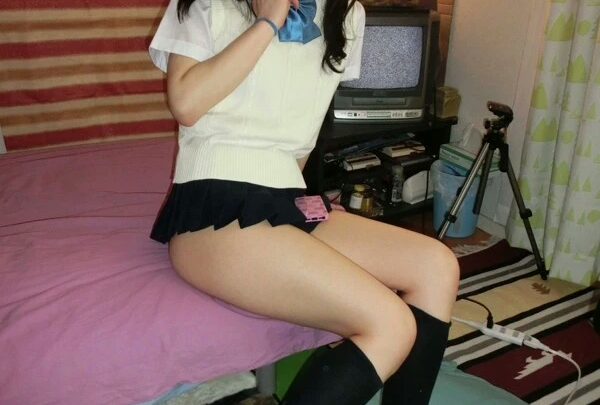 Screenshot 16 from IDRK-002 美野爱香：拥有惊人阳物的美丽女星首次亮相AV - 豊彦女装