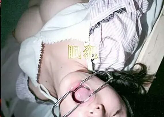 Screenshot 1 from NHDT-706 잔판: 내추럴 하이 컵 클로・홀・관장