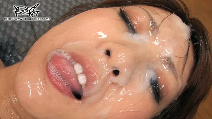 Screenshot 6 from IPSD-043 Kitagawa Hitomi Drinks 100 Ejaculations: Submissive Maid Actress Main View Orgy, Fellatio, Handjob, Big Tits, Idea Pocket