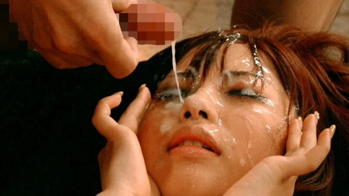 Screenshot 3 from IPTD-549 Naruse Kokomi Fan Thank-You Event Actress Titty Fuck Bukkake