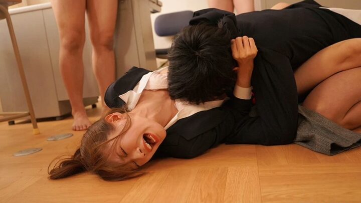 Screenshot 9 from IPX-494 Aizawa Minami Graduation Ceremony, Submissively Raped by Her Students, The Female Teacher