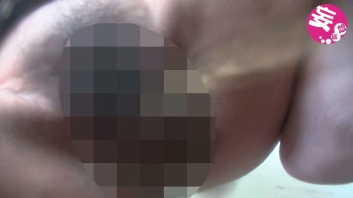 Screenshot 6 aus KBMS-044 Mein schüchterner Cousin und ich haben ihm alles gezeigt: Amateur 1113 Koubou / Fantasie Stamm 100 Minuten Goldene Duschen Defäkation