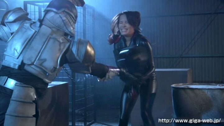 Screenshot 11 from GOMK-62 真木響子：黑暗女英雄零 - 前奏與審訊章節 GIGA