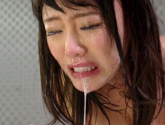 Screenshot 6 from MIAD-898 Hamasaki Mao: Tragándose Todo el Cum de 350ml de Una Sola Vez, Irama Hamasaki Mao, Estudiante de Honor con Pechos Grandes, 170 Minutos de Creampie y Facial