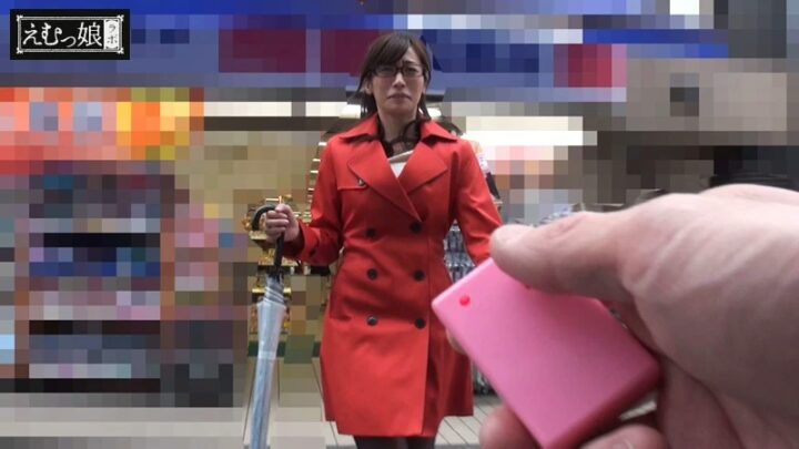 Screenshot 2 from MISM-029 Momose Yuri: Tight Virgin Body! Overflowing Intelligence! Insane, Twisted Perversion! A Former International Bodyguard’s S-Class Mosaic AV Debut… Female Superiority, Facial, Zermen, Production, Exposure, Piss Drinking, Fellatio, Handjob