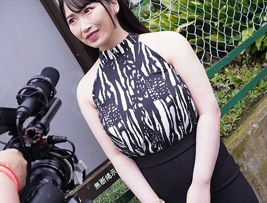 Screenshot 4 from MISM-180 나는 그녀의 소변을 마시며 처벌받고 싶다. 빛나는 변기 옆에 서게 강요당하다. 작은 방광, 벌컥벌컥, 미친 듯한 알코올 중독... 이나바벨 아마추어 일라마치오 딥스로팅