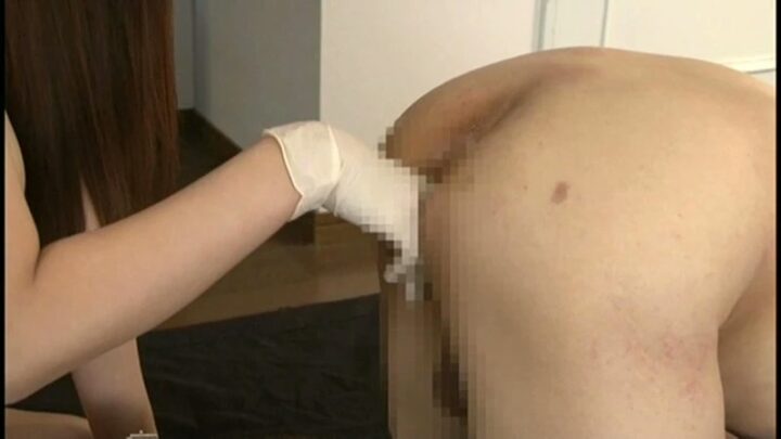 Screenshot 16 from MOPA-021 Super Big Penis Male Female Role Reversal Rape: Oomori Yui, Femdom, Handjob, Footjob (Femdom), Tall 128 min M Male Paradise