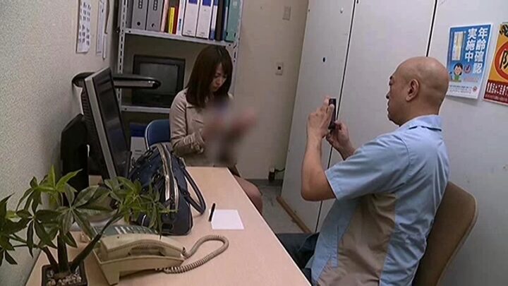 Screenshot 21 from NTRD-065 桃瀬ゆり：已婚女性的綁縛大胸部