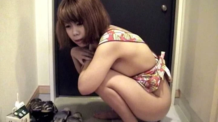 Screenshot 13 from ODV-251：一个害羞的高中女孩的私人重度排便 - 粪便，其他癖好