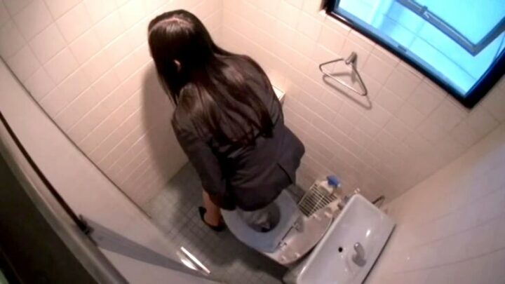 Screenshot 20 from ODV-318 Quiero hacer que mi colega junior se coma mi ropa interior... La jefa del departamento y el puro romance de oficina: Papá Grande Flojo, Sin Ropa Interior