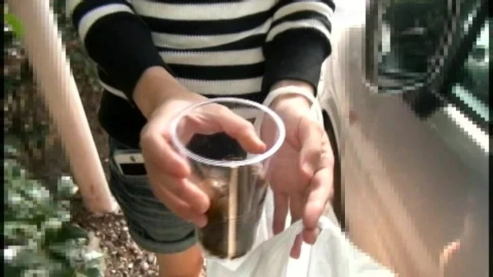 Screenshot 2 from ODV-338 냄새 나는・소리 나는 두더지 경고: 공중 화장실 배설물