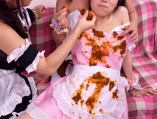 Screenshot 4 from MAJISUKA MAID: Insane Anal Orgy with Scat, Strap-On Dildo Costume – Eri Makino