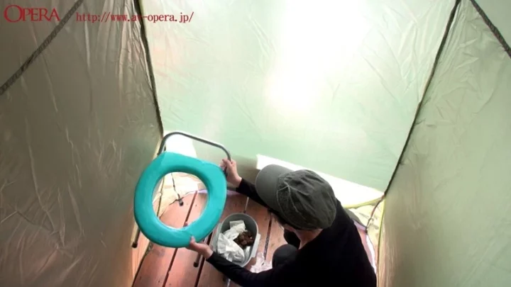 Screenshot 4 from OPUD-175 BBQ 설치 화장실 숨겨진 카메라: 풍만한 소녀들의 극한의 옷 벗기기! OPERA (오페라) 스카톨로