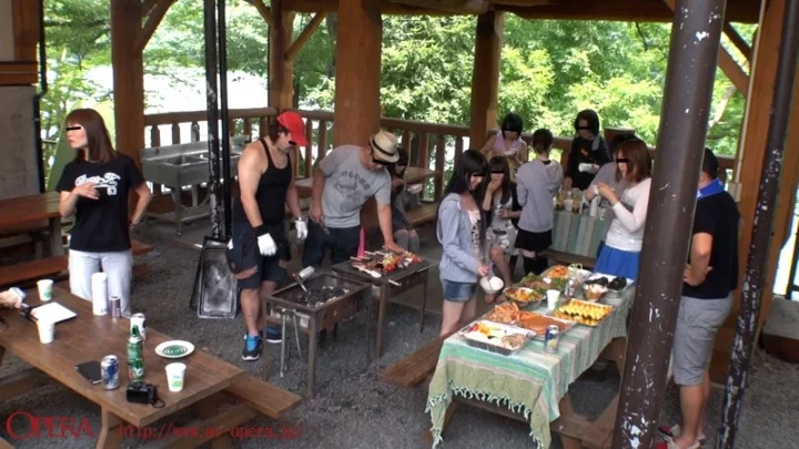 Screenshot 6 from OPUD-175 BBQ 설치 화장실 숨겨진 카메라: 풍만한 소녀들의 극한의 옷 벗기기! OPERA (오페라) 스카톨로