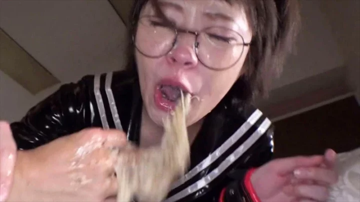 Screenshot 5 from ENKI-029 狂热感扩展！真正的真正的獠牙 Gachi 中间外层 '毒俱乐部' 没有任何 Tonde Mo Naku Yabai K.M. 制作深喉