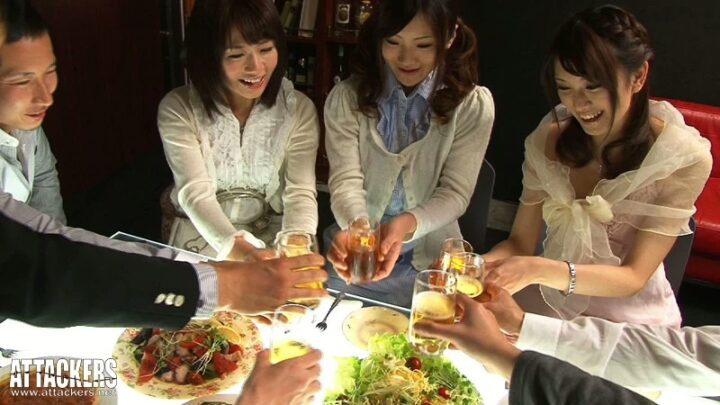 Screenshot 12 aus Angreifer: Busty Party - Uwate Mina, Nozaki Anri, Nanami Kairi