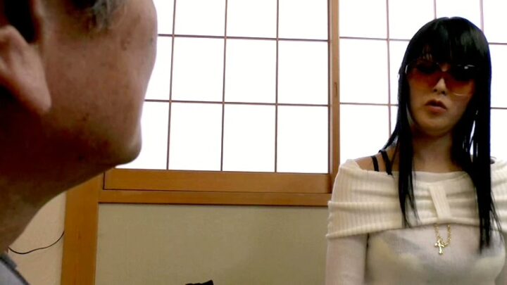 Screenshot 21 from SCHN-006 히이라기 마이: 금지된 근친 로맨스 - 숨겨진 욕망에 이끌려, 그녀는 실제 의붓형제를 소환하여 근친 사랑을 경험한다.
