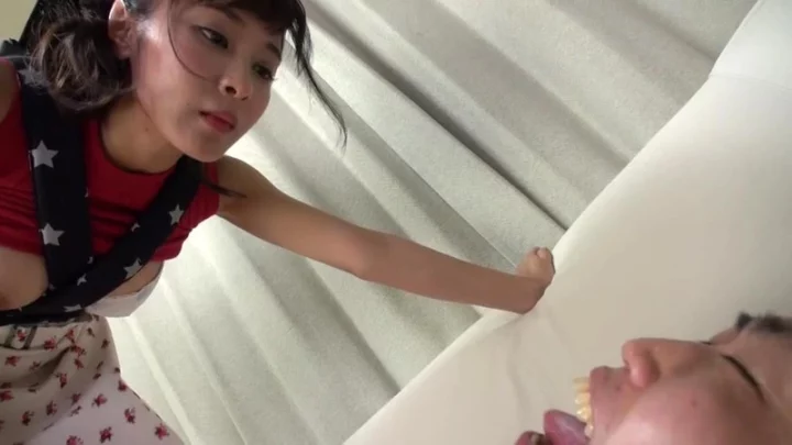 Screenshot 8 from NEO-752 Aimi Rika：用呕吐物和圣水羞辱男性的女性主导