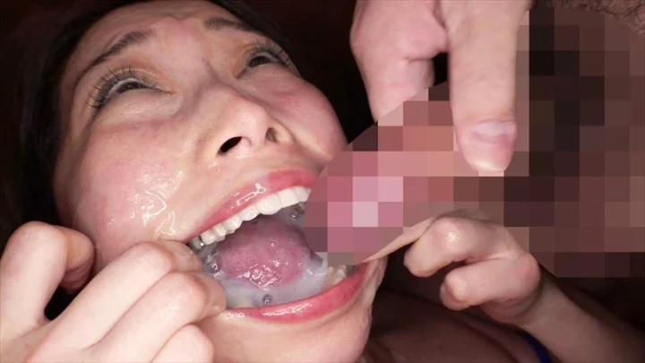 Screenshot 3 from ENKI-033 佐伯由美香：没有一滴，我无法生存 — 湿滑而狂野的蛇舌由美香，在禁忌的乱伦狂欢中与其他男人的阴茎出轨