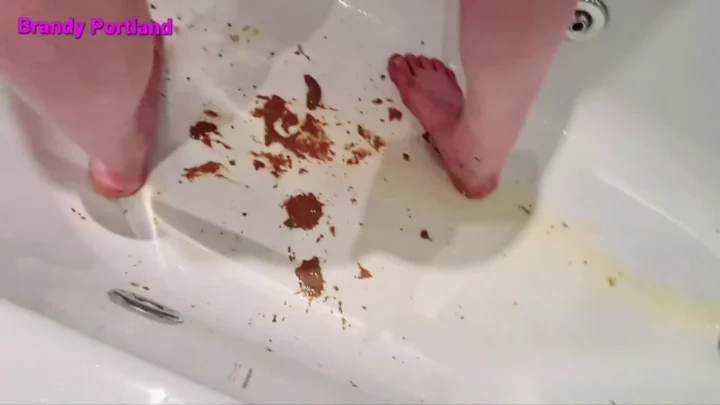 バスルームのうんちの楽しさ、ビデオ「Brandy_Portland Poop Videos」に出演中 のスクリーンショット 3