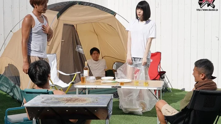 DASD-789 朝比奈なつはテントに耐え、男を貪る。かわいい後輩は男の娘だ！トランスセクシャル のスクリーンショット 11