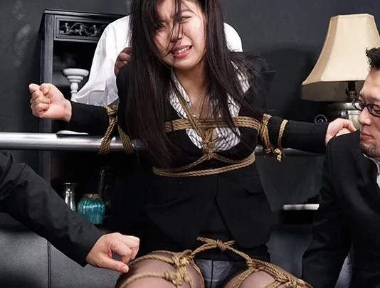 Screenshot 17 from DBER-090 Miyamura Nanako BeAST – Mad麻呂 Domination Officer: Case-002: When Shitaya Nata Appears, the Brave Woman Becomes a Savage Beast and Screams Madly RED BABE