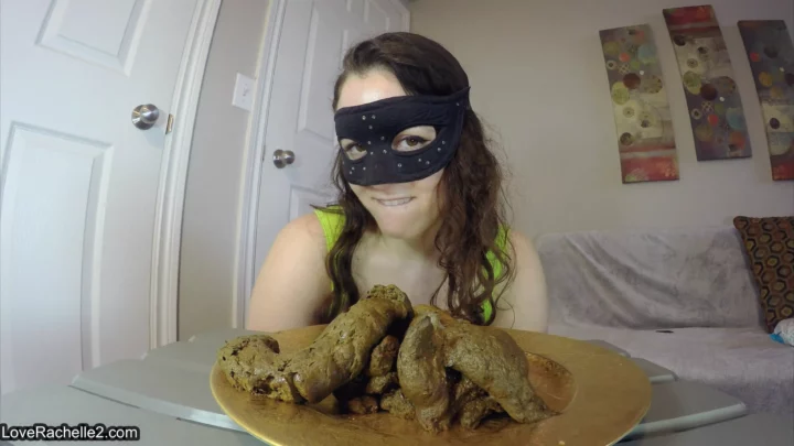 Screenshot 2 from Dropping DOUBLE DUMP Shit Pile For Hungry PIG starring in video LoveRachelle2 Amateurs
